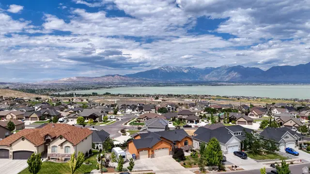 438 W Cimarron Ave S, Saratoga Springs, UT 84045 - #2