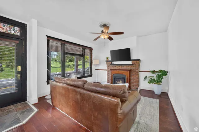 24 E 300 N #4, Salt Lake City, UT 84103 - #3