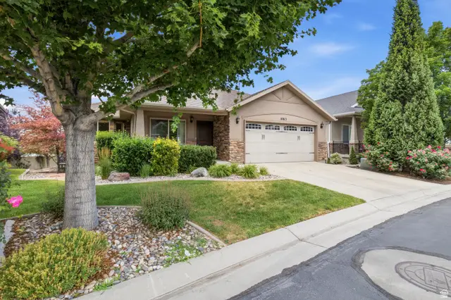 10813 S Autumn Rain Rd S, South Jordan, UT 84009 - #1