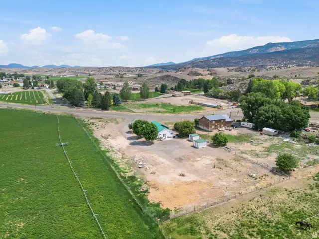 566 S Main St, Lyman, UT 84749 - #2