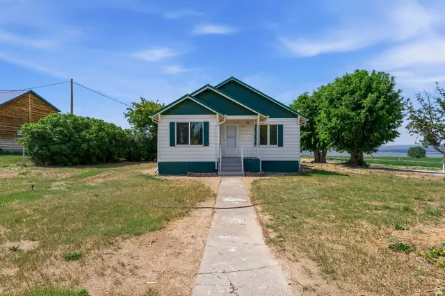 566 S Main St, Lyman, UT 84749 - #3