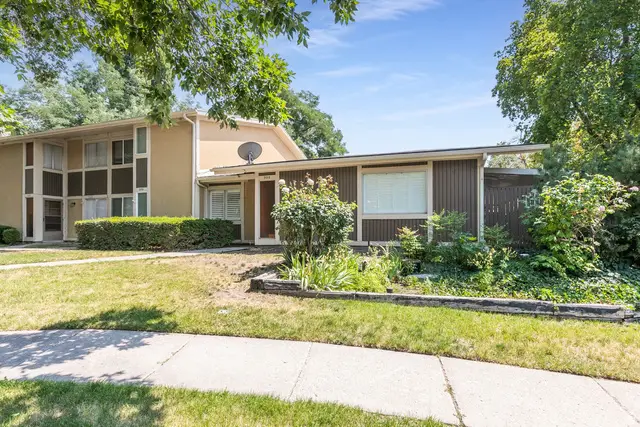 302 E Peach Ln S, Bountiful, UT 84010 - #2