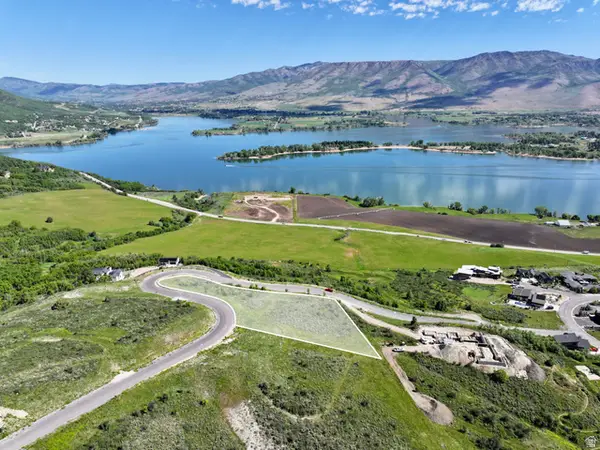 5961 E Nighthawk Ln #28, Huntsville, UT 84317