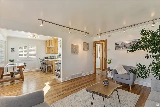 1532 E Lanebrook Ln, Salt Lake City, UT 84124 - #3