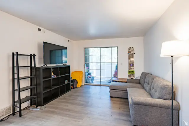 1221 E Waterside Cv #11, Midvale, UT 84047 - #3