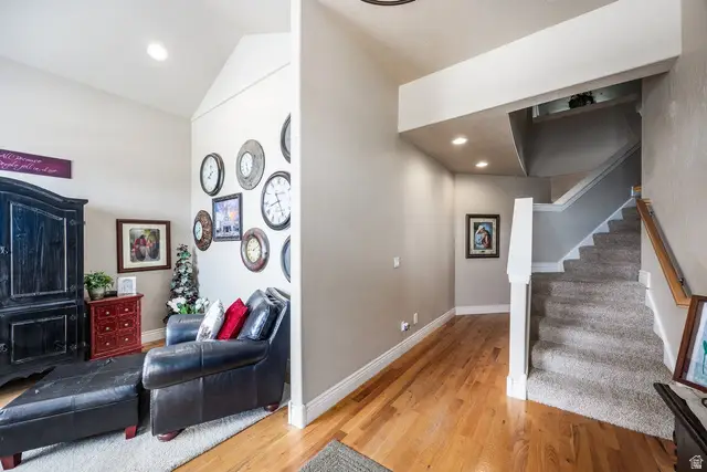 258 E Red Leaf Dr, Draper, UT 84020 - #3