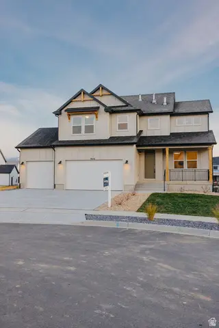 5233 S Paramount Dr, Riverdale, UT 84405 - #3