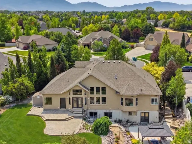 6748 W Canterbury Dr, Highland, UT 84003 - #3