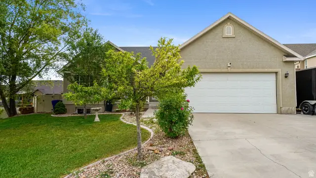 143 W Wrangler Ave, Saratoga Springs, UT 84045 - #3