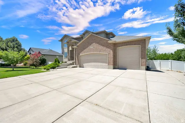 1407 N 3455 W, Clinton, UT 84015 - #3
