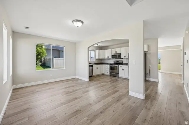 2359 S 3300 W, Syracuse, UT 84075 - #3