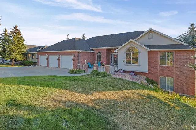4117 N Wolf Ridge Circle E, Eden, UT 84310 - #1