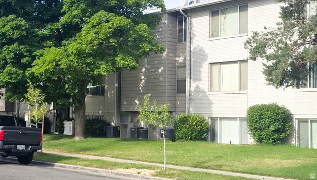555 Star Crest Dr #B-20, Salt Lake City, UT 84116 - #2