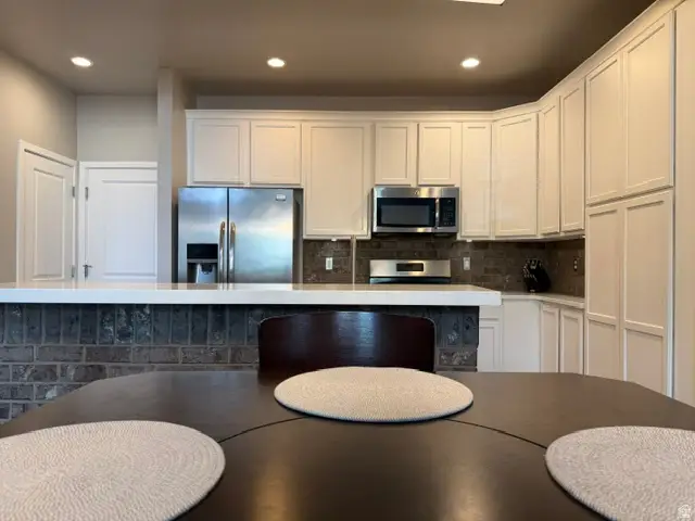 5156 W Stockfield Ln, Herriman, UT 84096 - #3