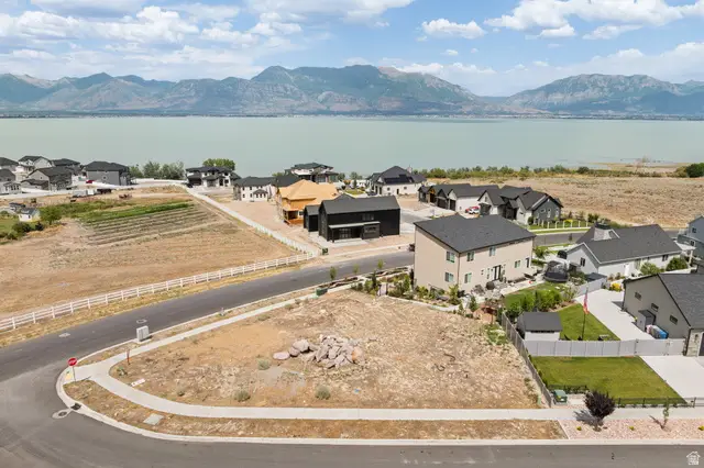 3492 S Meadowlark Ln, Saratoga Springs, UT 84045 - #2