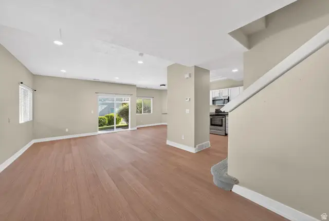 4896 W Aspen Springs Dr, Riverton, UT 84096 - #3