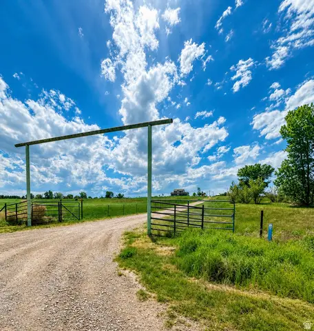 1745 N 11000 W, Bluebell, UT 84007
