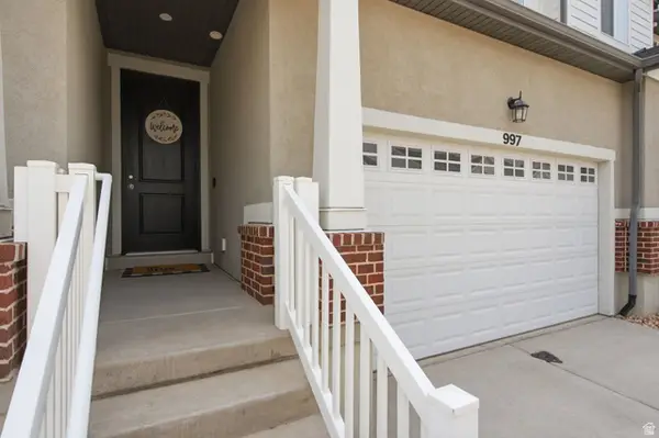 997 N Ledger Dr, Saratoga Springs, UT 84045