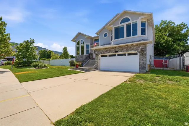 621 Willow Bend Dr W, Centerville, UT 84014 - #2