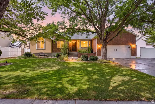 2986 W Southpointe Rd, South Jordan, UT 84095