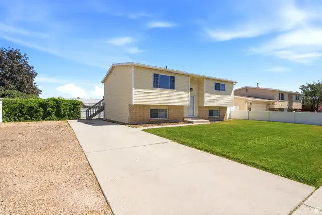 3538 W Ogallala Dr S, West Valley City, UT 84119 - #3