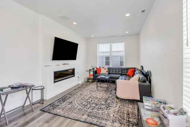 11241 S Freestone Rd, South Jordan, UT 84009 - #2
