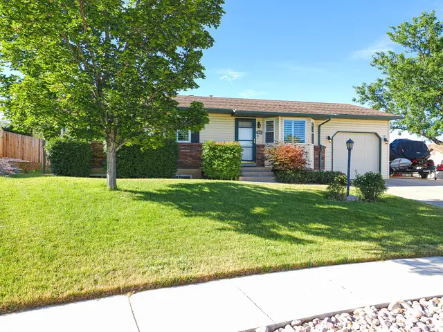 960 E North Fork Cir S, Sandy, UT 84094 - #2