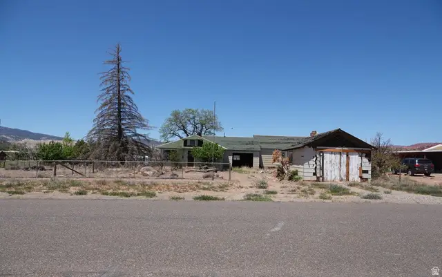 169 N Center St, Torrey, UT 84775 - #1