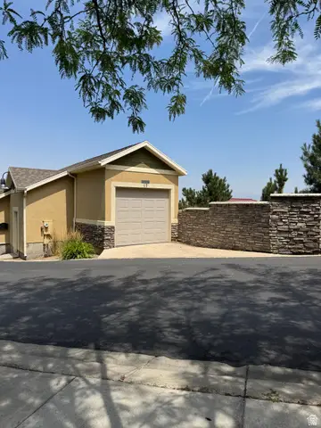 14478 S Rockmont Dr, Herriman, UT 84096 - #2