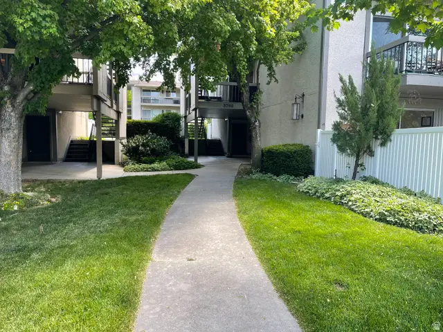 5769 S Waterbury Cir #A, Salt Lake City, UT 84121 - #3