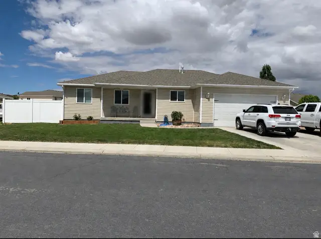 940 S 1350 W, Vernal, UT 84078 - #1