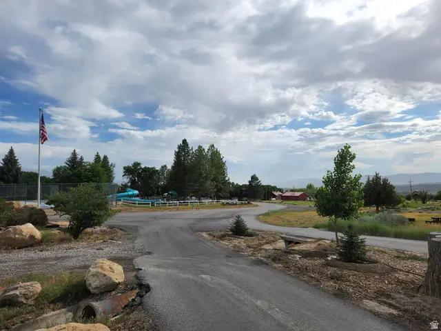 13210 E Juniper Dr #M13, Fairview, UT 84629 - #1