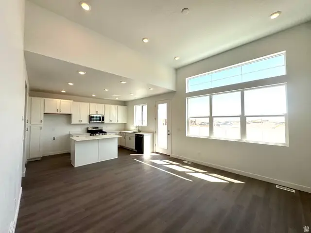 3034 N Summerwood Dr #803, Eagle Mountain, UT 84005 - #2