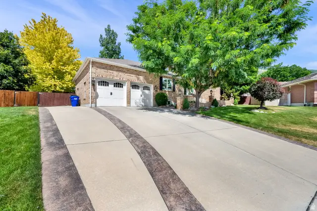 134 W Jennings Ln, Centerville, UT 84014 - #3