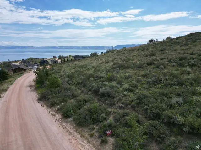 1398 N Broad Hollow Rd #T34, Garden City, UT 84028 - #3