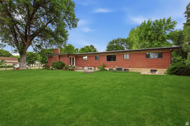 195 E Main St, Wellsville, UT 84339 - #2