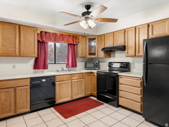 5673 S Aspen Ct, South Ogden, UT 84403 - #3