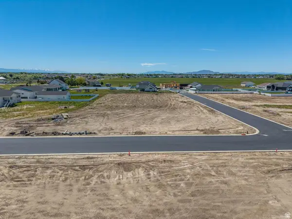 3208 S 5175 W #202, Hooper, UT 84315