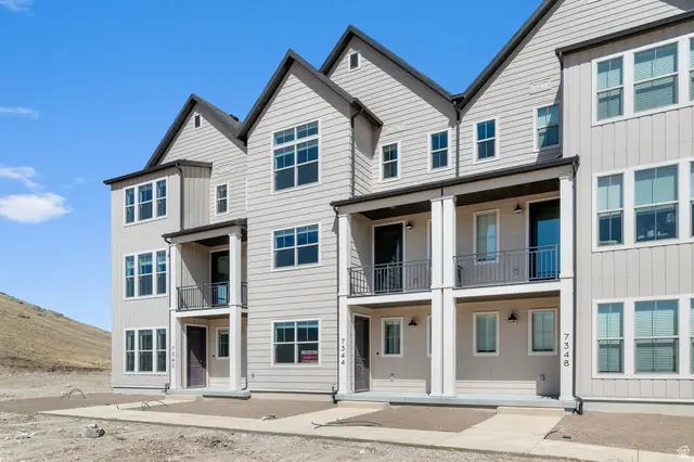 7344 W Stonecrop Rd, West Jordan, UT 84081 - #3