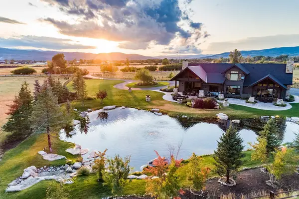 425 E Boulderville Rd, Oakley, UT 84055