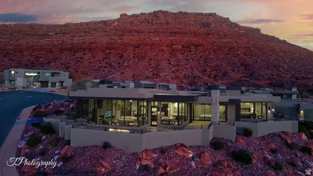 2001 W Grayhawk Cir W, Saint George, UT 84770 - #1