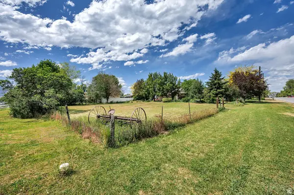 480 S 100 E, Hyrum, UT 84319