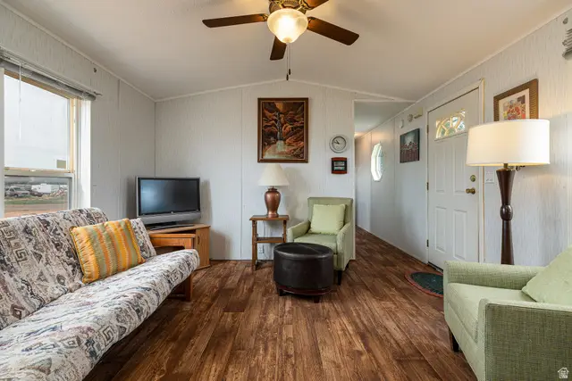 740 Riddle, Fredonia, AZ 86022 - #3