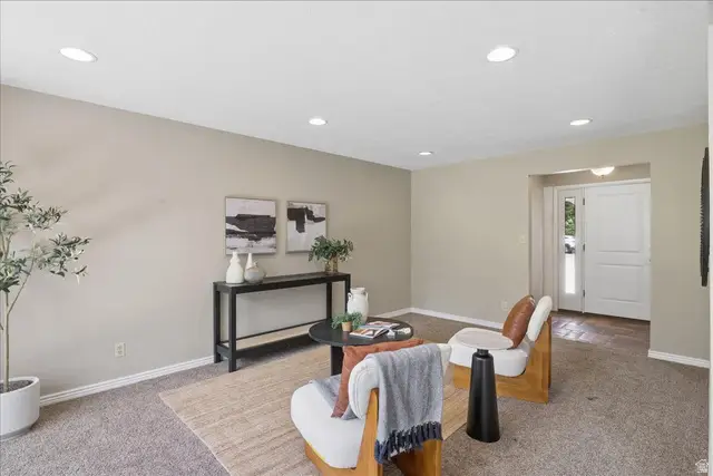 1093 Cambridge Rd, Kaysville, UT 84037 - #3