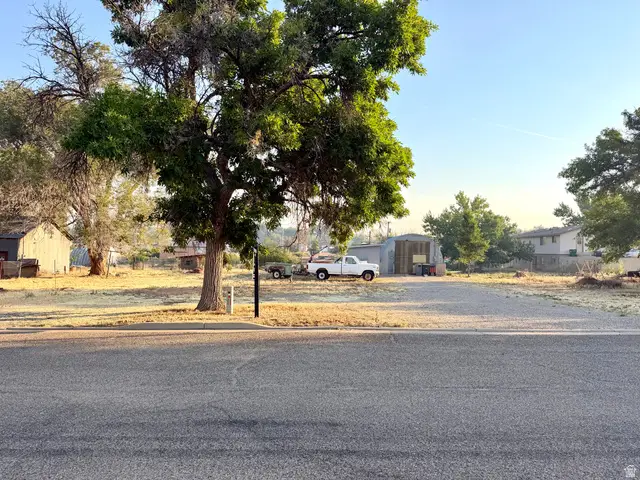 240 W 300 S #4, Blanding, UT 84511 - #2