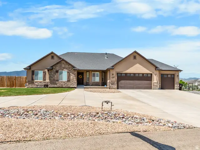 8633 N Peppergrass Dr E, Eagle Mountain, UT 84005 - #1