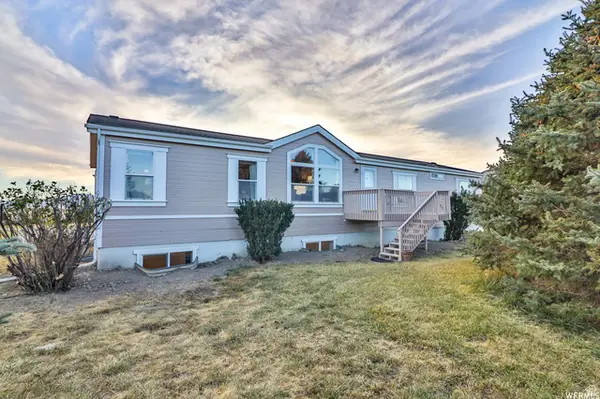395 W Walk St, Stockton, UT 84071