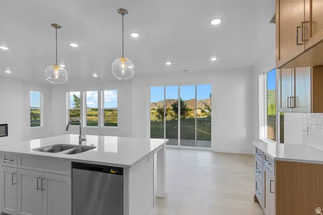 739 N 600 W #215, Tremonton, UT 84337 - #3