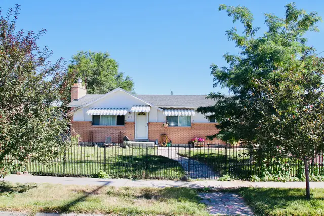 327 E Main, Grantsville, UT 84029 - #3