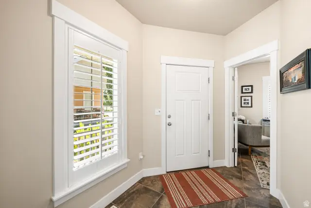 7877 S Farm Wood Ln, Midvale, UT 84047 - #3